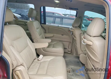 2006 Honda Odyssey Touring z USA, uszkodzony, nr VIN 5FNRL38856B028204